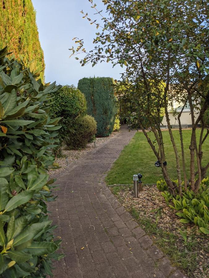 Privatzimmer Sutanto Reppenstedt Exteriör bild